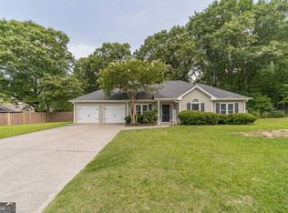 4180 Fox Chase Dr, Loganville, GA 30052