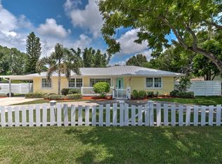 2735 Central Park Dr, Sarasota, FL 34239