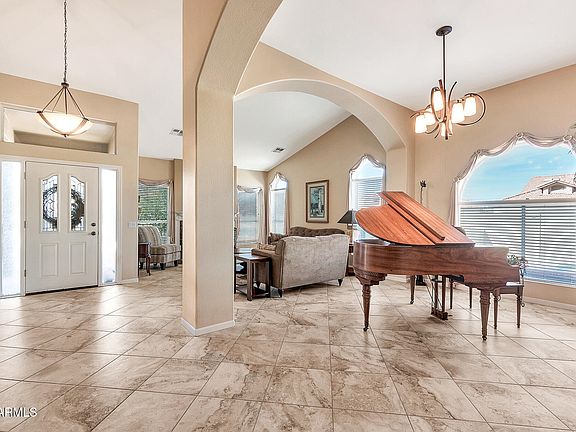 4th image of 25043 S HOLLYGREEN Drive