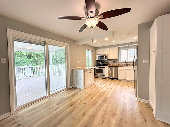 4th image of 2652 Santa Barbara Dr