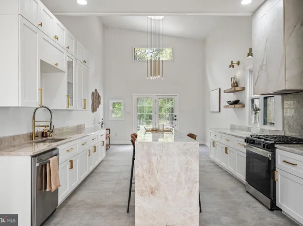 101 Delaware Trl, Winchester, VA 22602