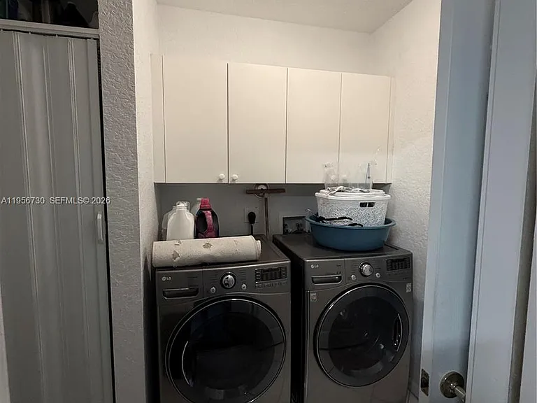 10390 Utopia Cir E — Photo 9