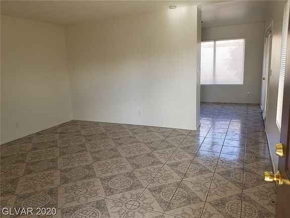 3rd image of 1800 Winterwood Blvd