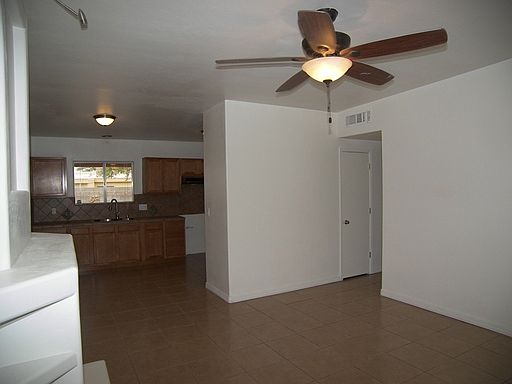 4th image of 5856 S Avenida Las Mananitas