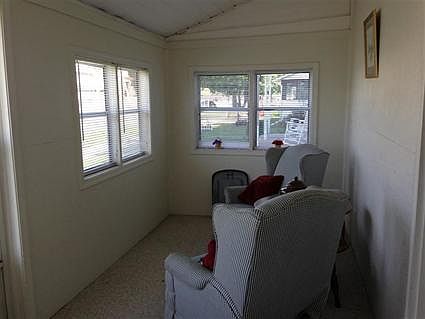 2nd image of 303 W Eberwine Ave