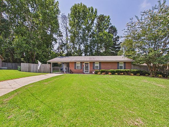 2nd image of 1408 Parsons Ct