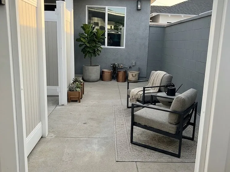 534 N Florence St — Photo 18