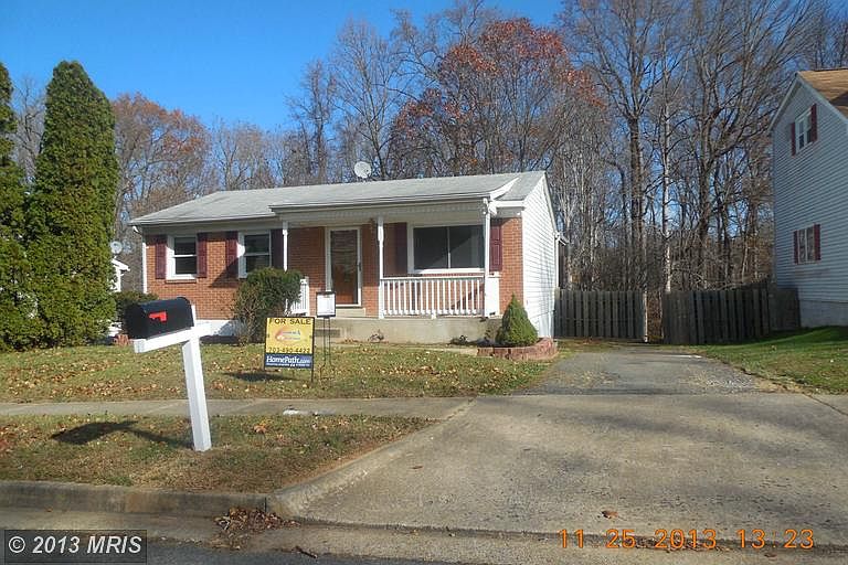 1st image of 4908 Lombard Ln