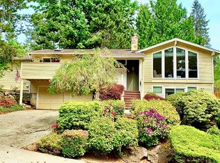 10018 169th Ave NE, Redmond, WA 98052