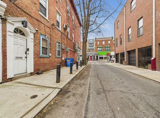 438 Gaskill St #2, Philadelphia, PA 19147