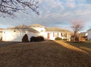 1800 Larkspur Dr, Plainfield, IL 60586