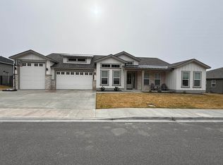 411 Bonita St, Richland, WA 99352