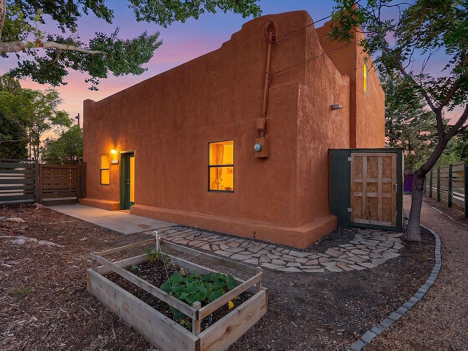 1st image of 10029 Guadalupe Trl NW