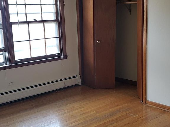 4th image of 4516 Sunnyside Ave APT 2R