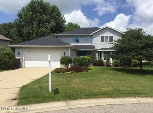 3901 Cobblestone Ln NW, Rochester, MN 55901