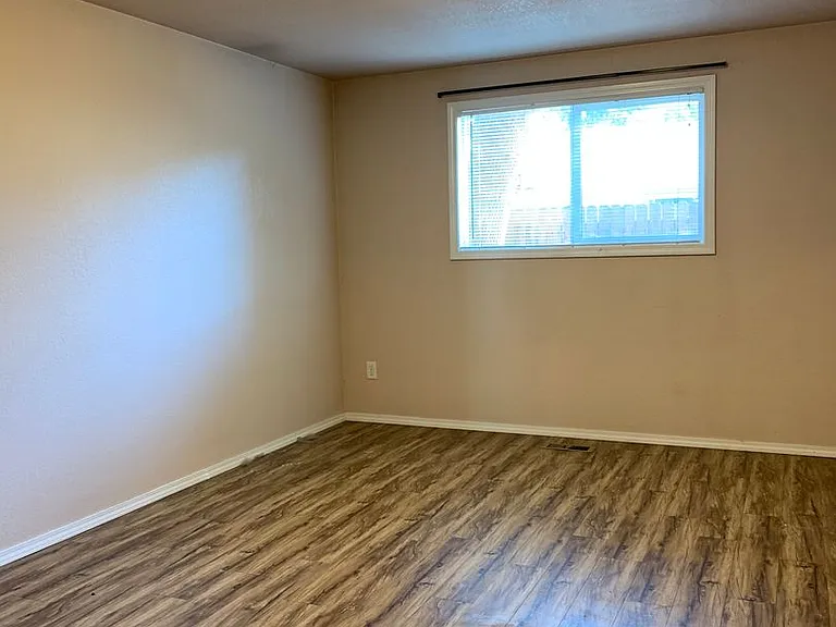 2068 S Colorado Ave — Photo 9