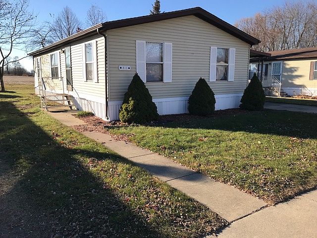 1st image of 810 Southmoor Dr