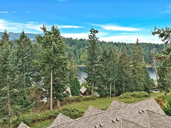 4th image of 315 Robinson Rd #2