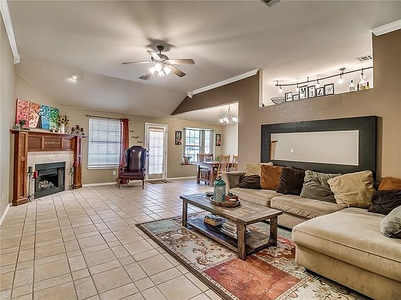 5th image of 1719 Concord Dr