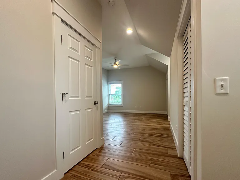 1415 Abercorn St — Photo 23
