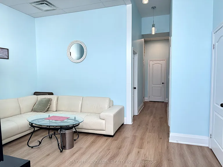 33 Luzon Ave #3 — Photo 1