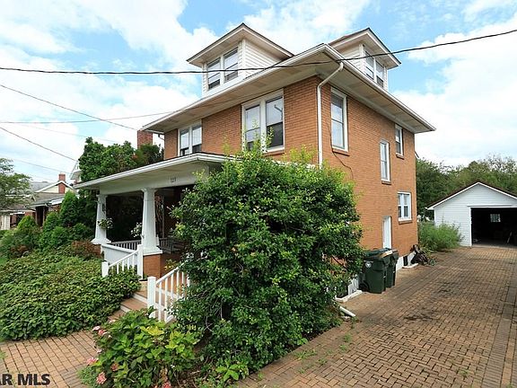 3rd image of 729 E Bishop St