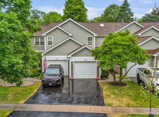 1138 Regency Ct, Schaumburg, IL 60193