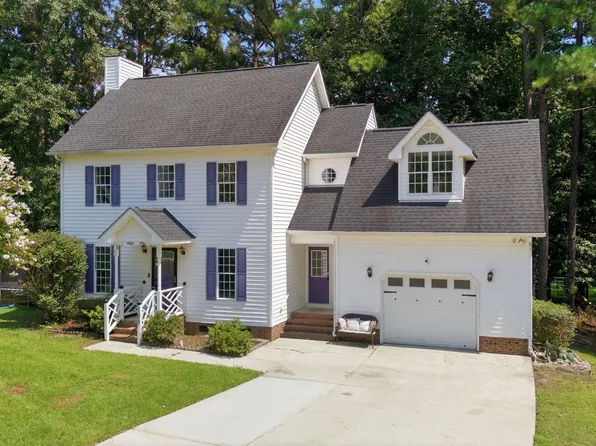 109 Holly Point Pl, Clayton, NC 27520