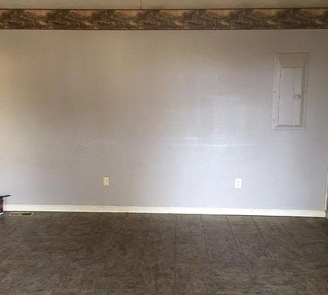 3rd image of 220 Evansdale Ave