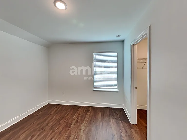 5233 Blue Mountain Dr — Photo 26
