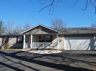 2 Vernel Dr, Fenton, MO 63026