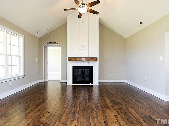 3rd image of 88 Sentinel Ct