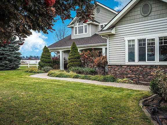 5th image of 1558 W Broadwater Ct