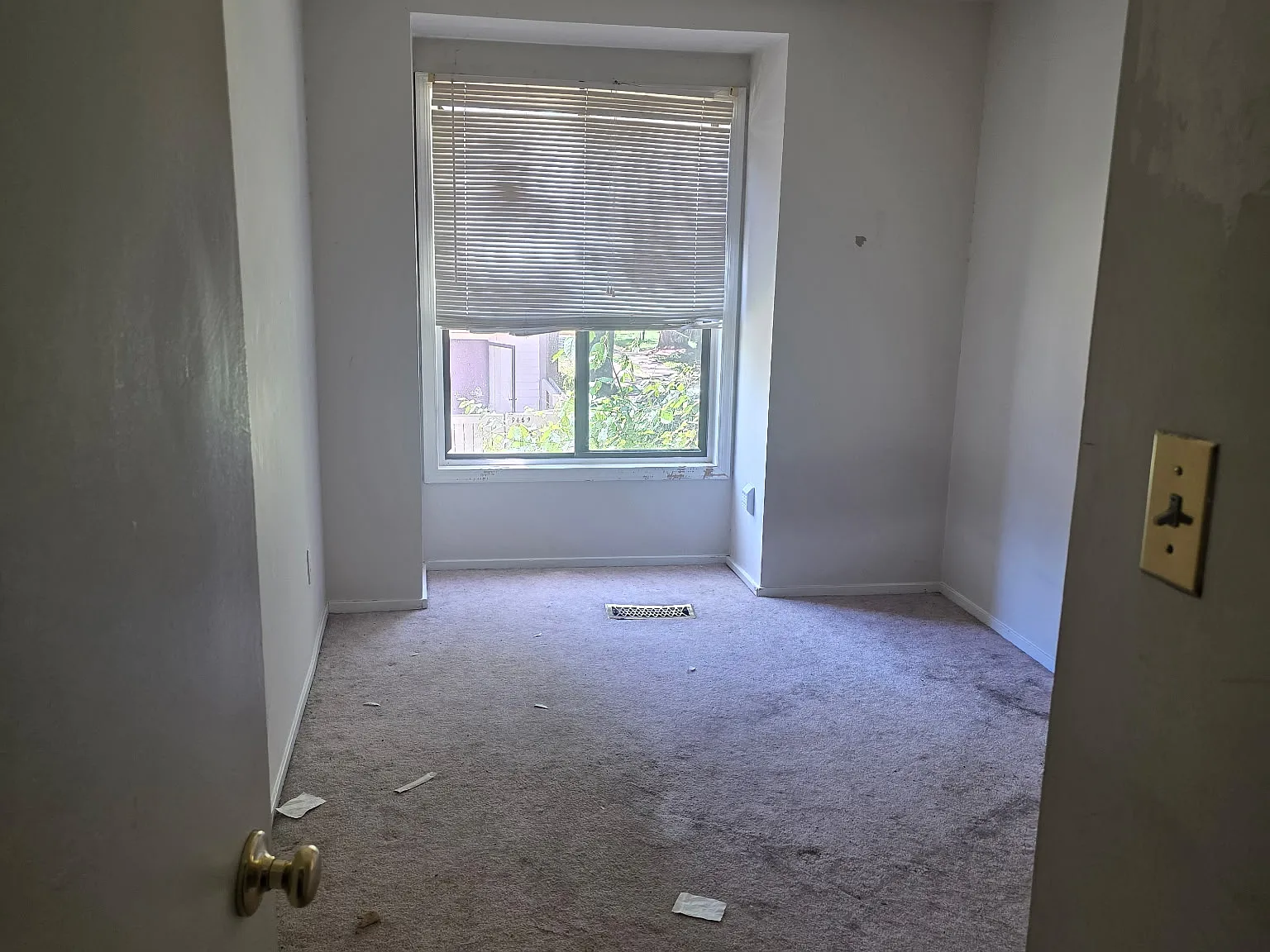 1 bed, 1083 sqft, $600 — Photo 2