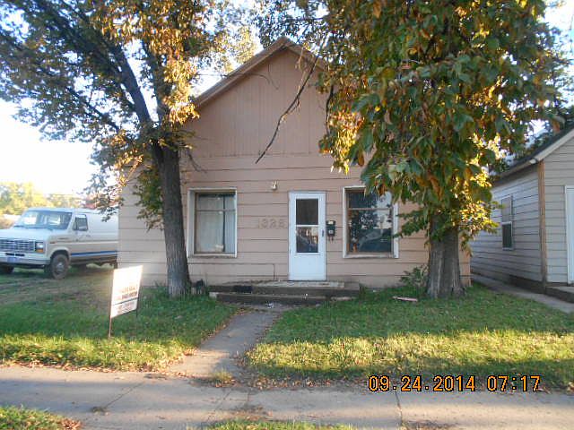 2nd image of 1328 2nd St