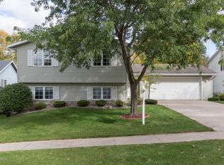 420 43rd Ave NW, Rochester, MN 55901