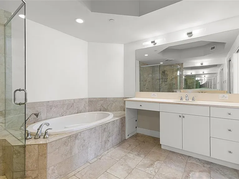 1325 Snell Isle Blvd NE #812 — Photo 12