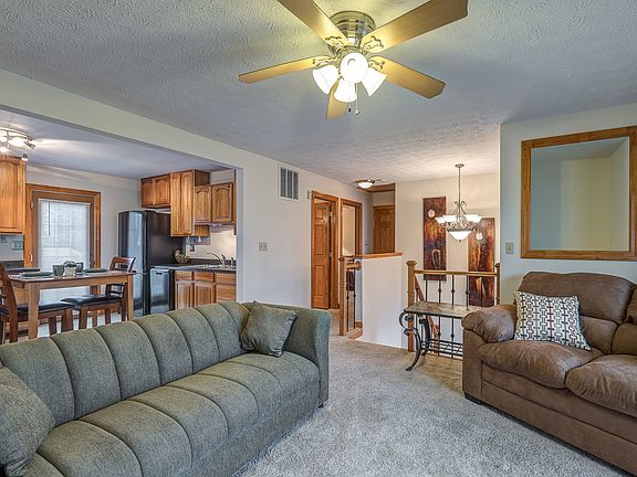 5th image of 1401 Scottsdale Dr