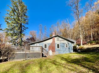 116 Fire House Ln, East Stroudsburg, PA 18301