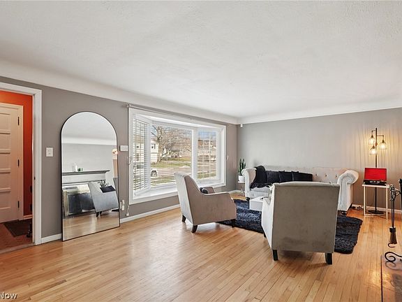 3rd image of 4784 Burger Rd