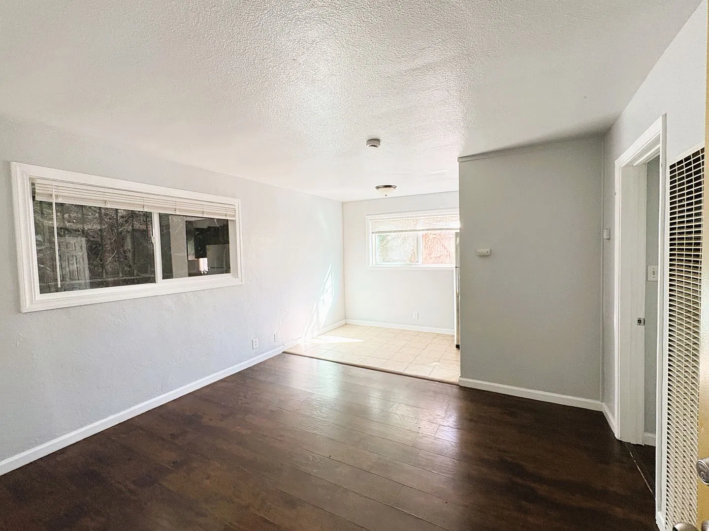 8656 MacArthur Blvd — Photo 2