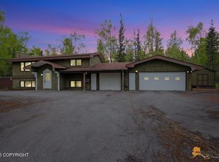 1115 N Leatherleaf Loop, Wasilla, AK 99654