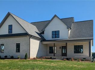 8505 Peony Dr, Stokesdale, NC 27357