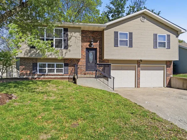 3700 Santiago Dr, Columbia, MO 65203