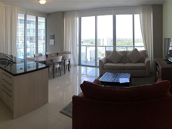 4th image of 1111 SW 1st Ave APT 1914-N
