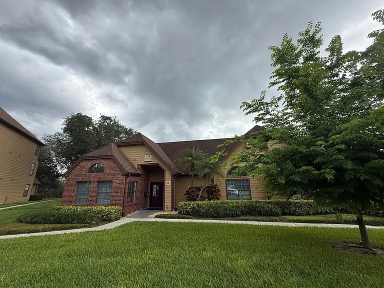 365 Forestway Cir #202 — Photo 17