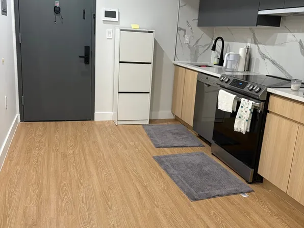 14-54 31st Ave #2B, Astoria, NY 11106