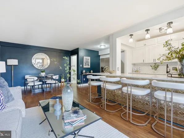 12 Ashby St APT D, Alexandria, VA 22305