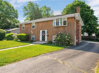 1 Grant St, Johnston, RI 02919