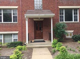 1224 N Meade St #ES301, Arlington, VA 22209